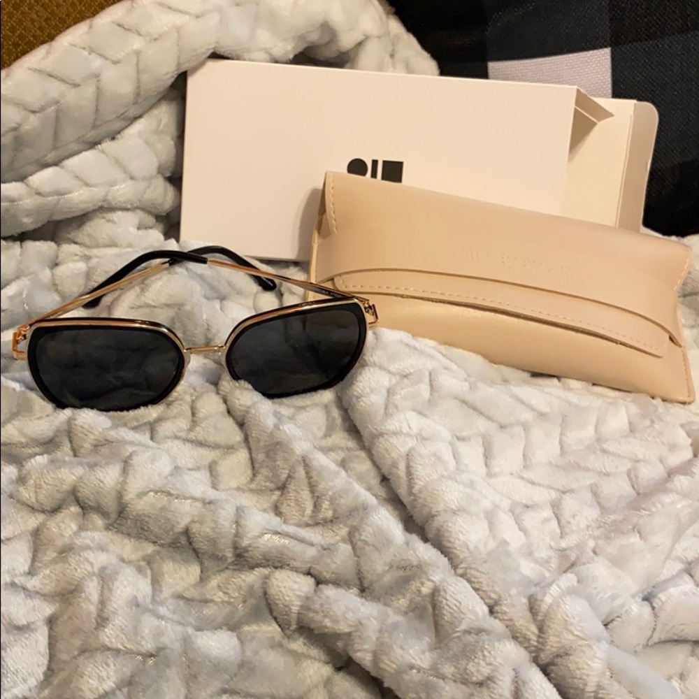 Mio Sunglasses